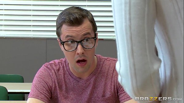 Brazzers – (Bianca Charlotte) – Moms In Control